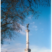 https://www.venividi.me/files/gimgs/th-46_Monument des Girondins.jpg